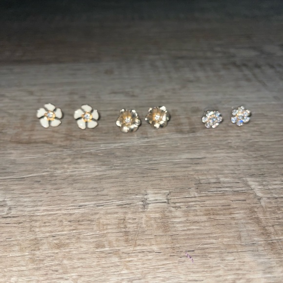 5/$10 DEAL 💰 - Picture 2 of 3